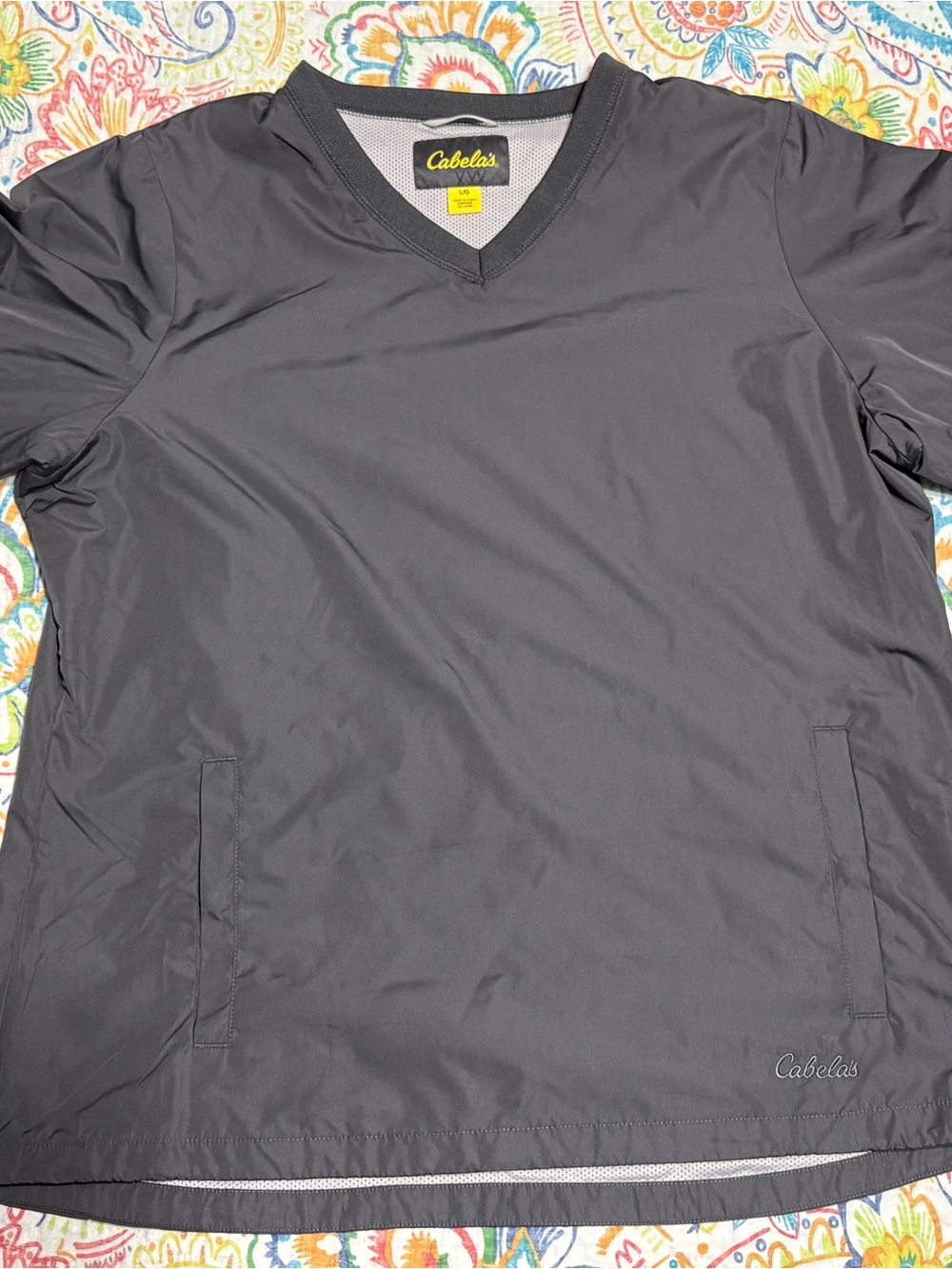 Cabela's Women's V-Neck Pullover in Dark Gray